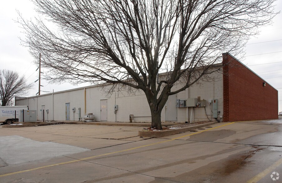 911-919 N Perkins Rd, Stillwater, OK à louer - Photo de l’immeuble – Image 3 sur 3