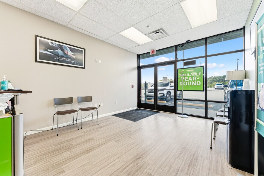 7100 Willie G Ave, Morgantown, WV à vendre - Photo de l’immeuble – Image 3 sur 43