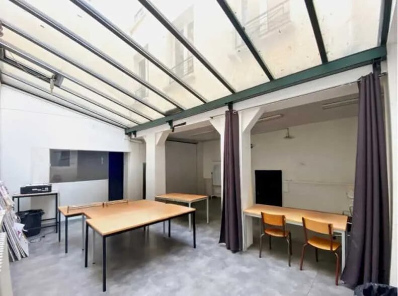 10 Rue Gambey, Paris à louer - Photo de l’immeuble – Image 2 sur 6