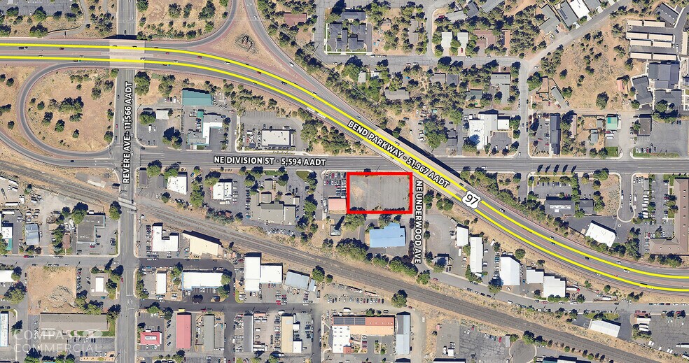 127 NE Underwood Ave, Bend, OR à louer - Photo de l’immeuble – Image 3 sur 5