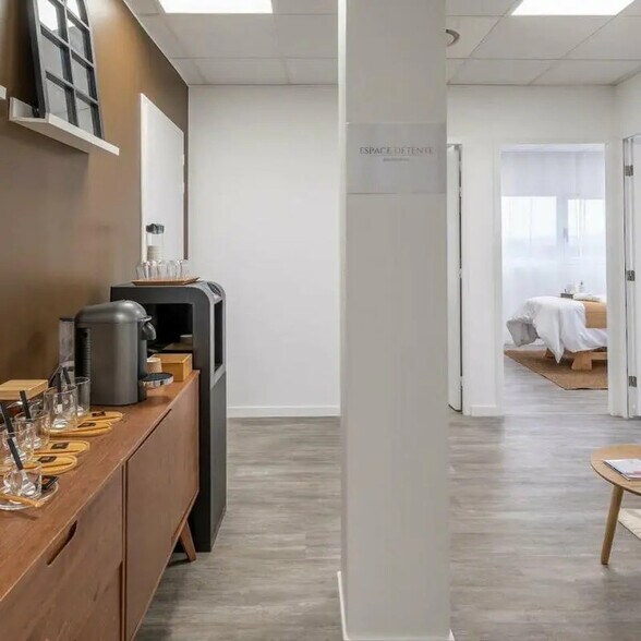 10 Rue Du Lieutenant Parayre, Aix-en-Provence à louer - Photo de l’immeuble – Image 2 sur 12