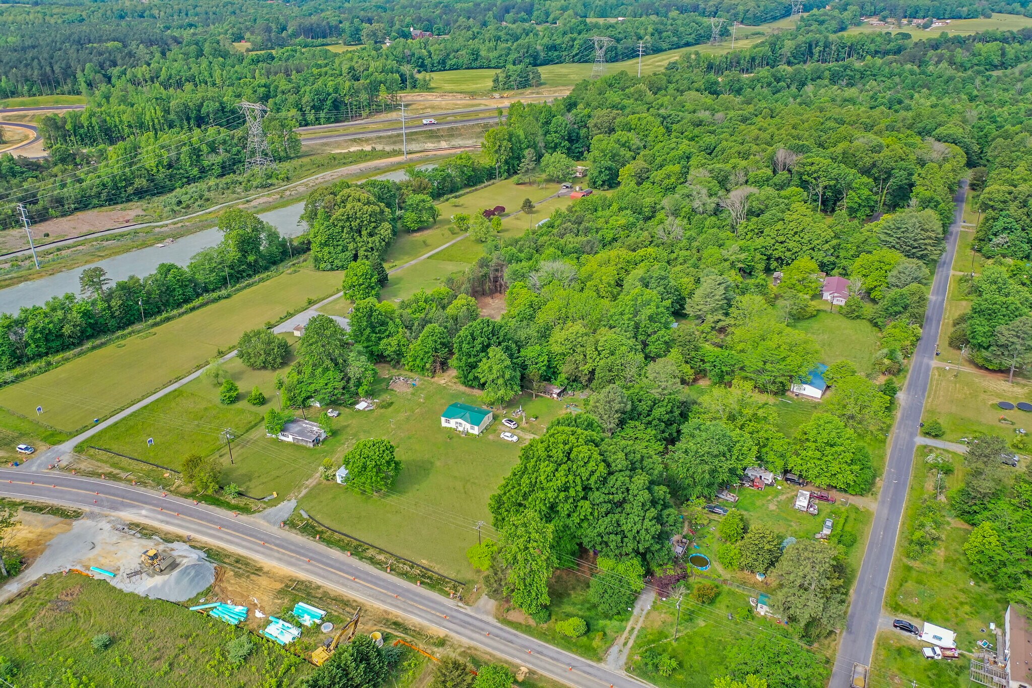 5775 Julian Airport Rd, Liberty, NC à vendre Photo de l’immeuble– Image 1 sur 31