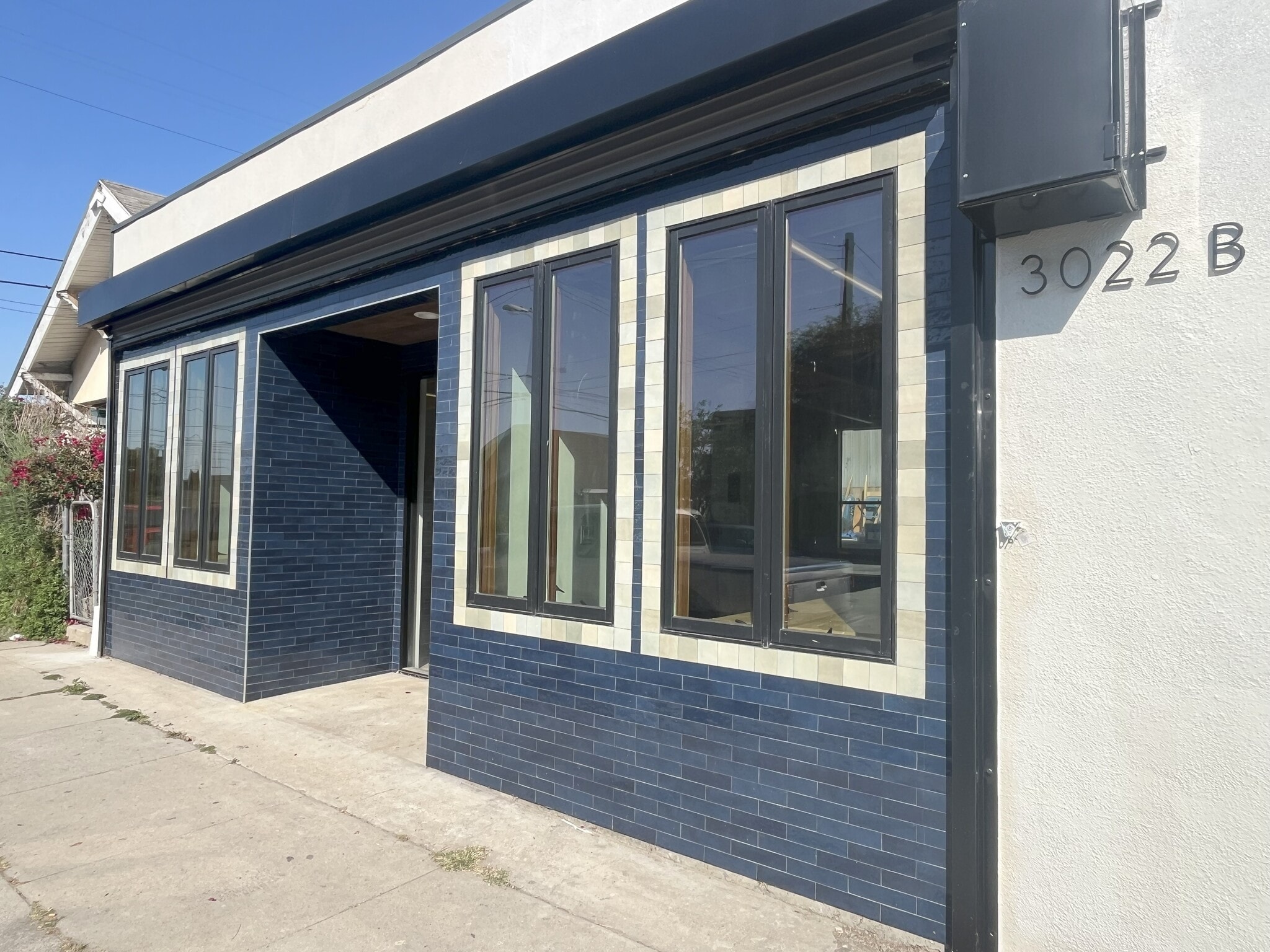 3020 Whittier Blvd, Los Angeles, CA à louer Photo de l’immeuble– Image 1 sur 1