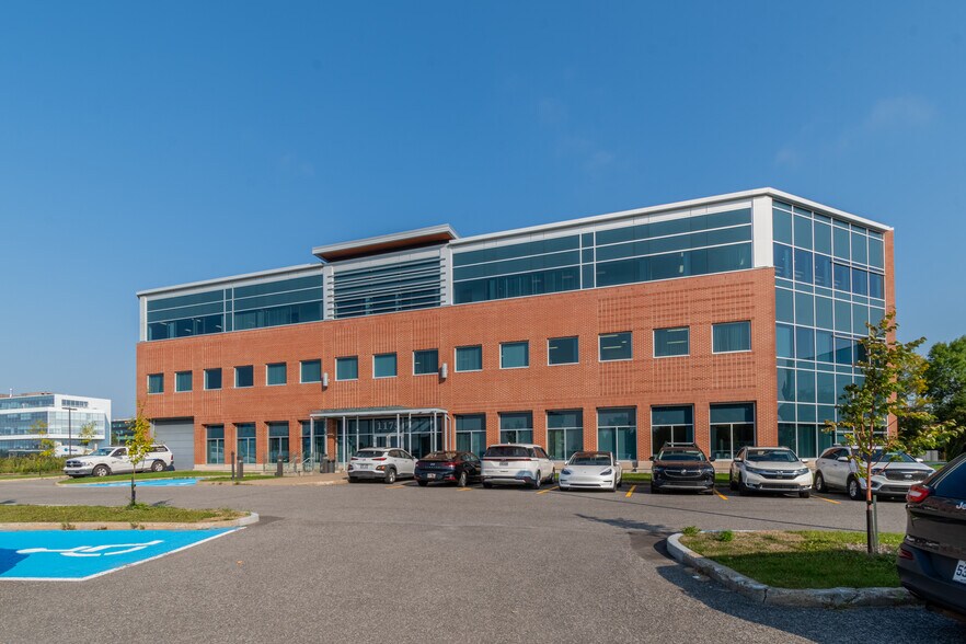 1175 Boul Lebourgneuf, Québec, QC à louer - Photo de l’immeuble – Image 3 sur 8