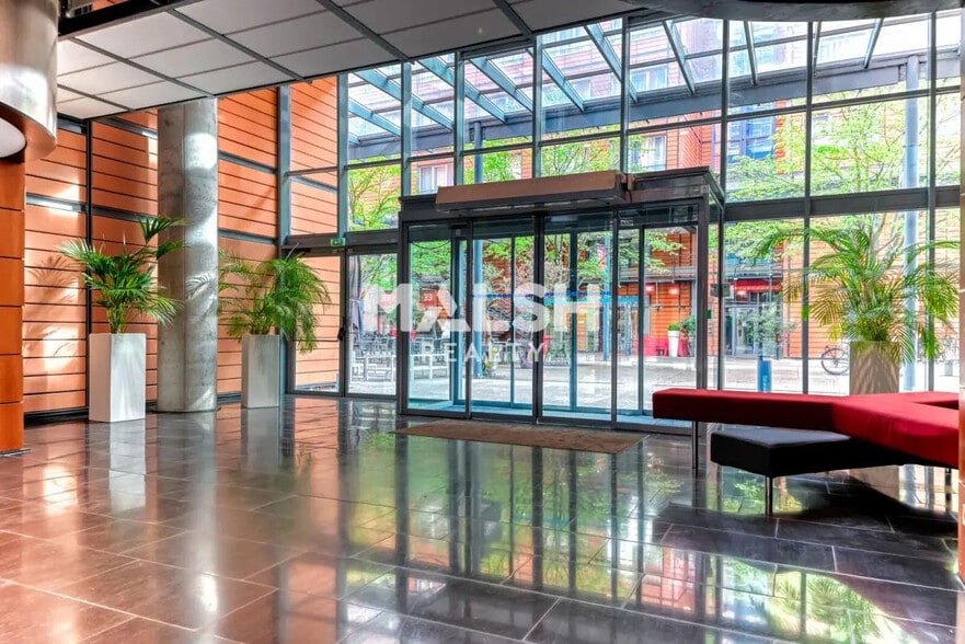 Bureau dans Lyon à vendre - Photo de l’immeuble – Image 3 sur 20