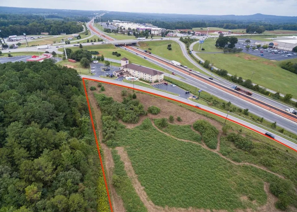 Windslow Ave, Gaffney, SC à vendre Photo principale– Image 1 sur 2
