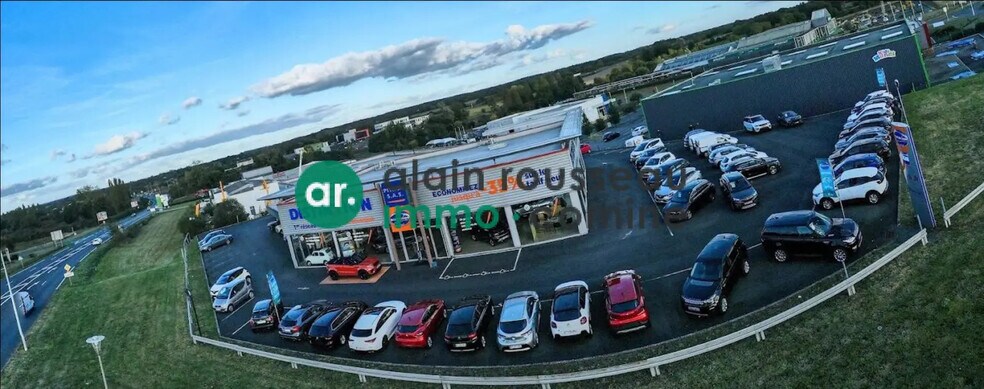 Local commercial dans Cholet à louer - Photo de l’immeuble – Image 1 sur 8