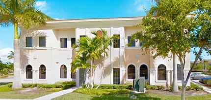 2100 SE Hillmoor Dr, Port Saint Lucie, FL à louer Photo de l’immeuble– Image 1 sur 5