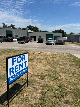 Plus de détails pour 440 N Broadway St, Joshua, TX - Industriel/Logistique à louer
