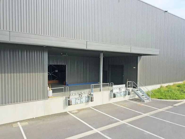 Industriel/Logistique dans Toulouse à louer - Photo de l’immeuble – Image 2 sur 10