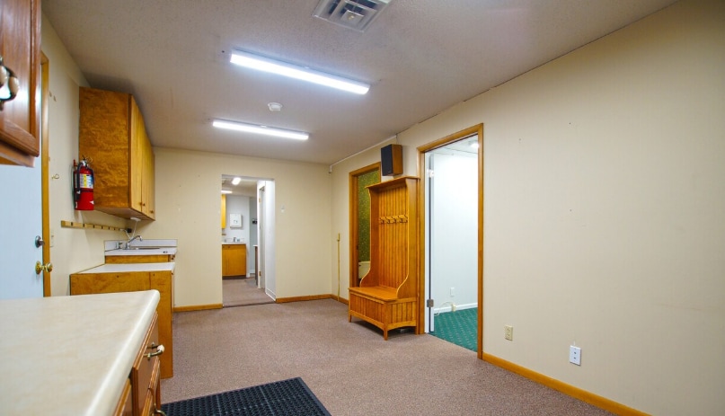 2243 E Apple Ave, Muskegon, MI à louer Photo intérieure– Image 1 sur 4