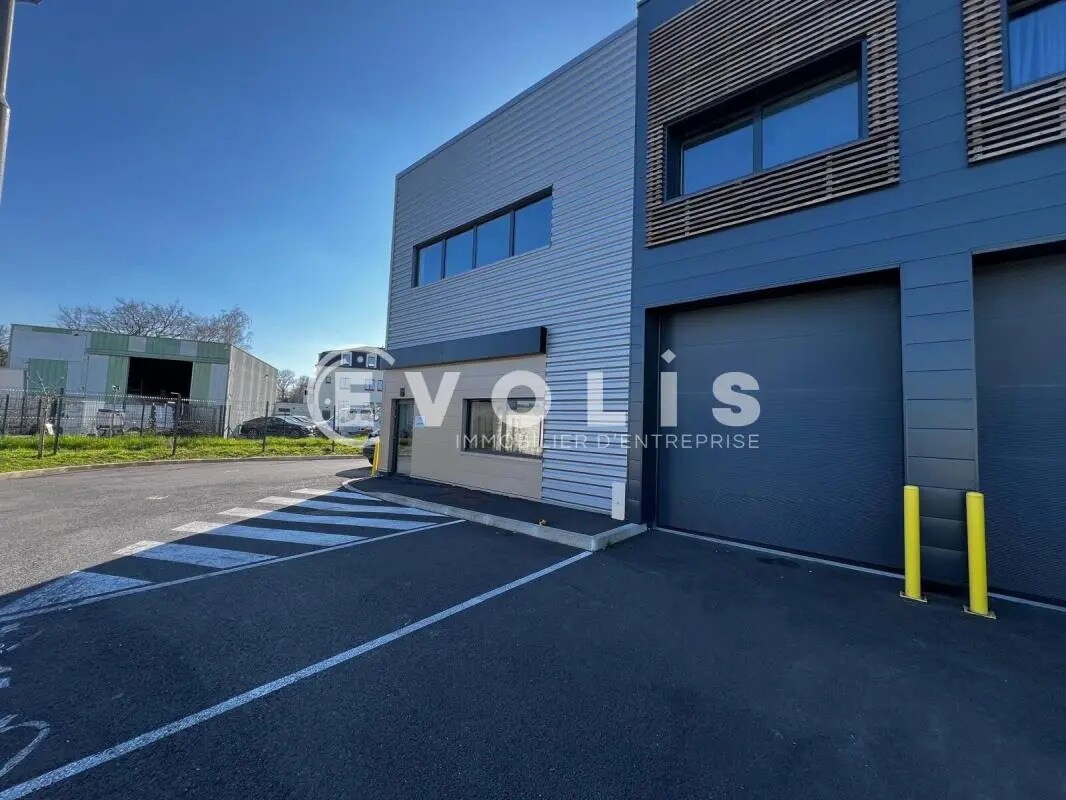 Local d’activités dans Villemoisson-sur-Orge à louer Photo de l’immeuble– Image 1 sur 9