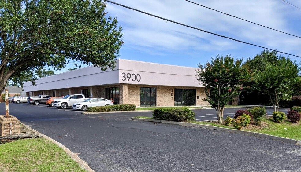3900 Leeds Ave, North Charleston, SC à louer - Photo de l’immeuble – Image 1 sur 6