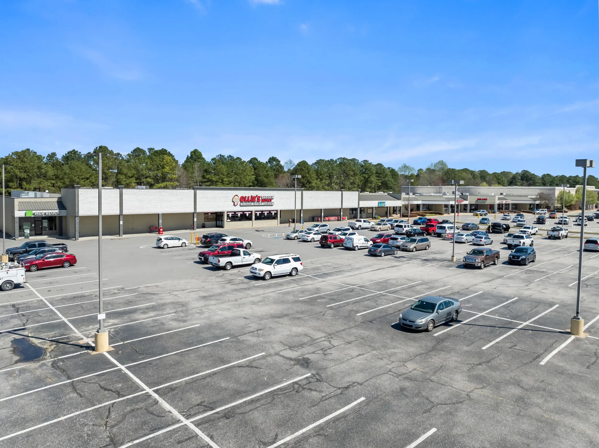 2100-2364 W Cumberland St, Dunn, NC à louer Photo de l’immeuble– Image 1 sur 8