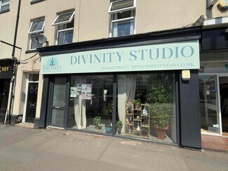 Plus de détails pour 17 Brunswick St, Newcastle Under Lyme - Local commercial à louer
