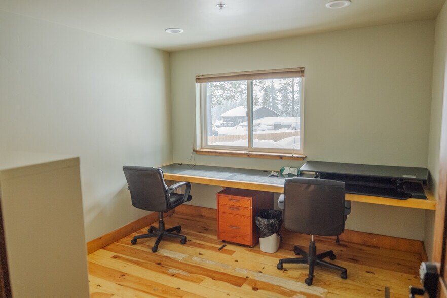 11020 Trails End Ct, Truckee, CA à louer - Photo de l’immeuble – Image 3 sur 26