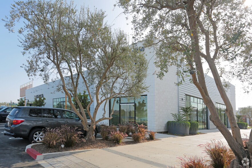 3860 Worsham Ave, Long Beach, CA à louer - Photo de l’immeuble – Image 2 sur 3