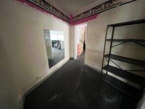 1365 Nuuanu Ave, Honolulu, HI à louer Photo intérieure– Image 2 sur 7