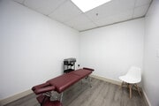 Suite 204 - Patient Room