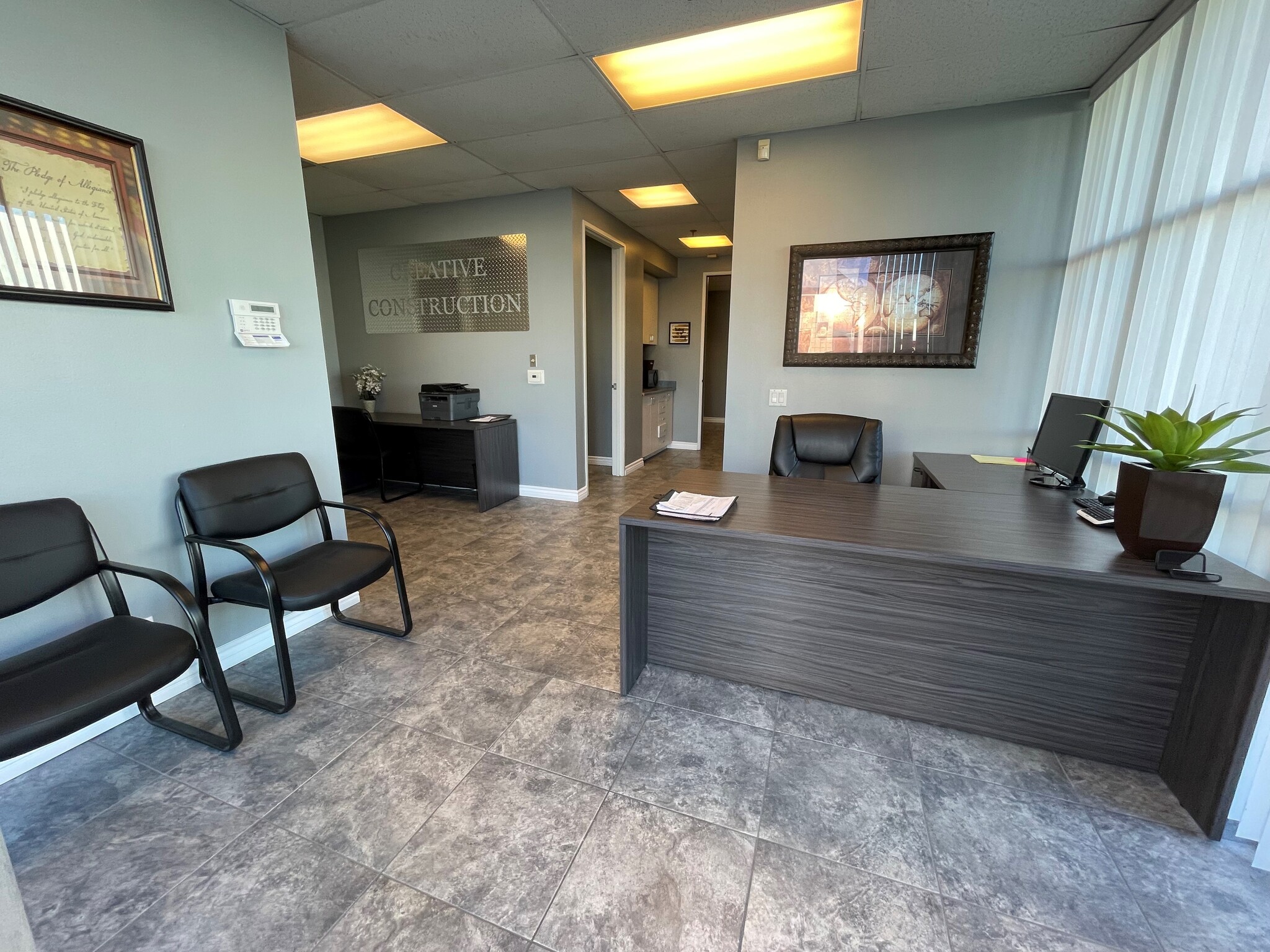13933 Magnolia Ave, Chino, CA à louer Photo intérieure– Image 1 sur 4