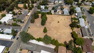 Plus de détails pour 817 Waugh Ln, Ukiah, CA - Terrain à vendre