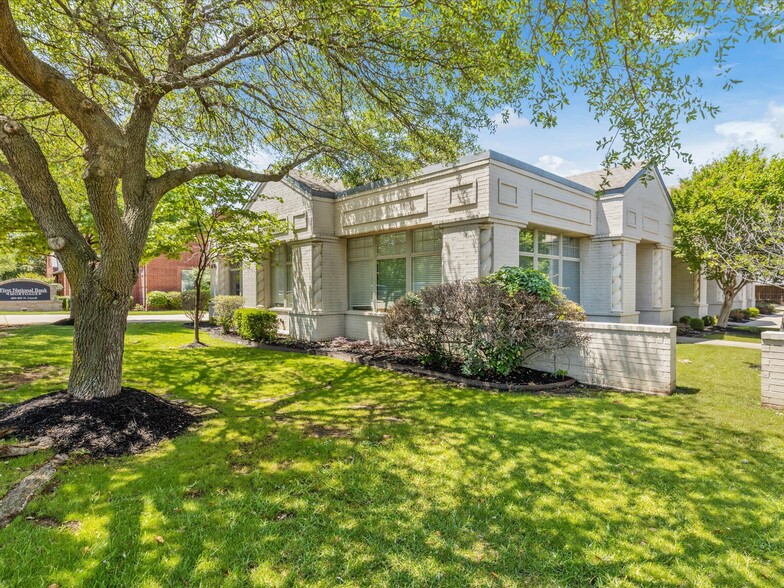410-430 N Carroll Ave, Southlake, TX à louer - Photo de l’immeuble – Image 2 sur 4