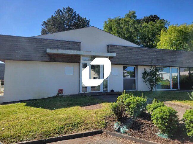 Plus de détails pour Bureau à louer