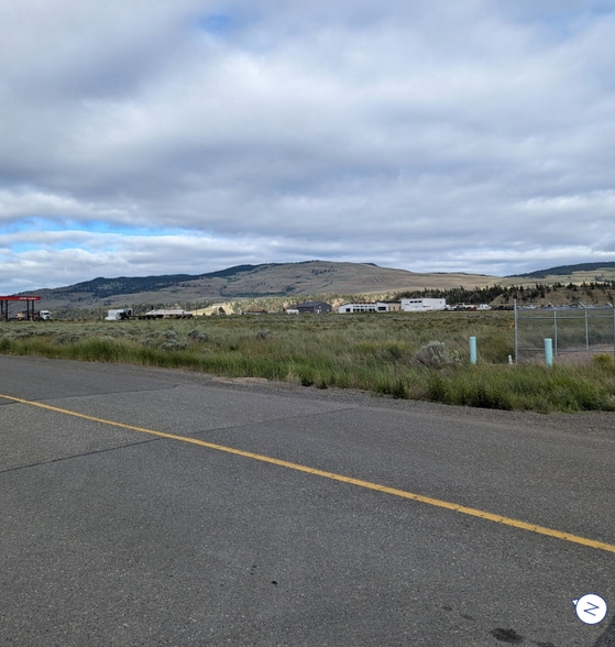 4006 Airport Rd, Merritt, BC à vendre - Aérien – Image 1 sur 2