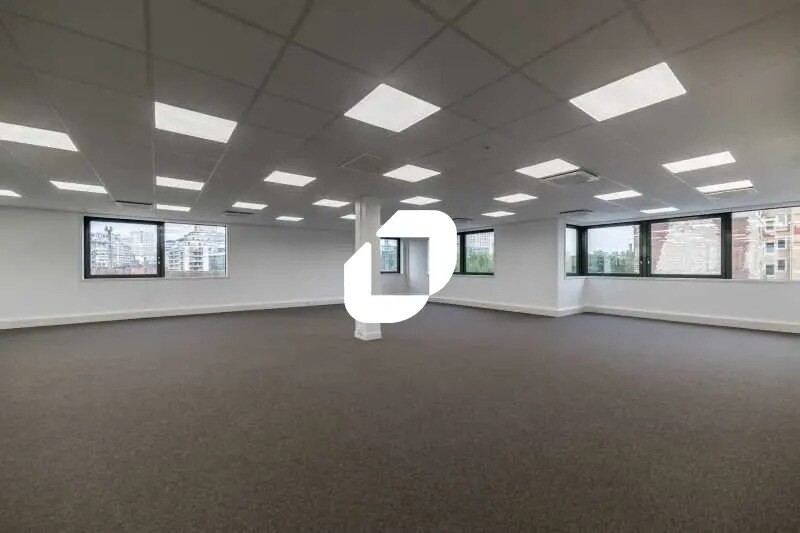 Bureau dans Montrouge à louer - Photo de l’immeuble – Image 2 sur 14