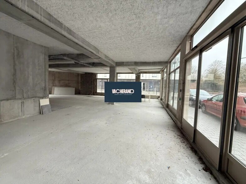Local commercial dans Lille à vendre - Photo intérieure – Image 1 sur 10
