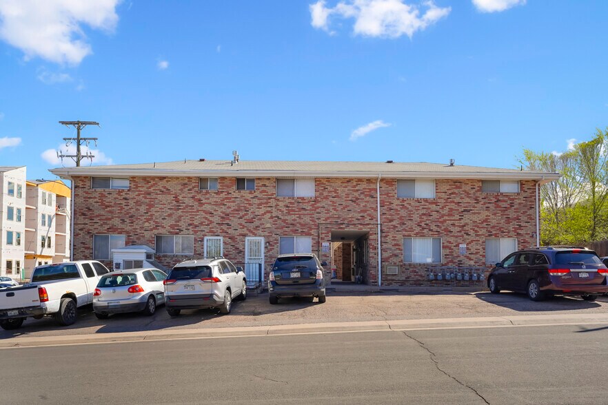 5511 S Delaware St, Littleton, CO à vendre - Photo de l’immeuble – Image 3 sur 15