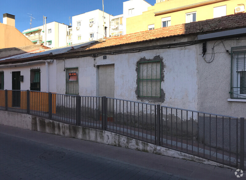 Calle Esperanza Abad, 24-26, San Sebastián de los Reyes, Madrid à vendre - Photo de l’immeuble – Image 2 sur 2
