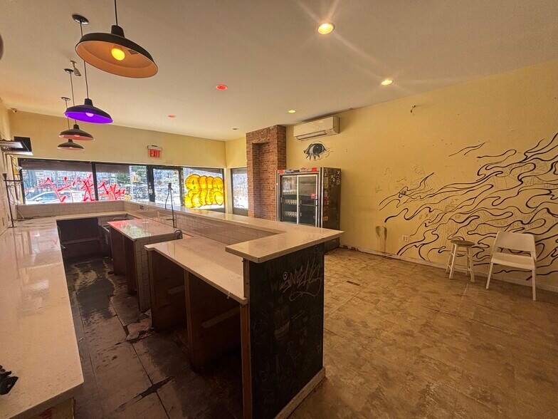 447 Central Ave, Brooklyn, NY à louer - Photo de l’immeuble – Image 3 sur 10