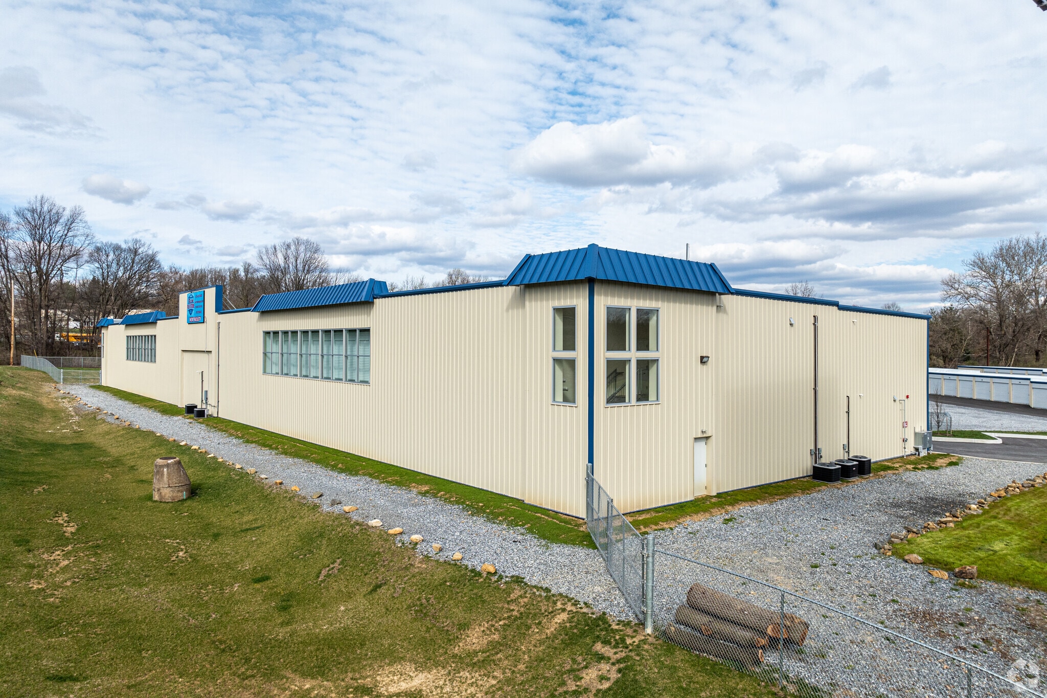 21 Hagerty Blvd, West Chester, PA à louer Photo principale– Image 1 sur 6