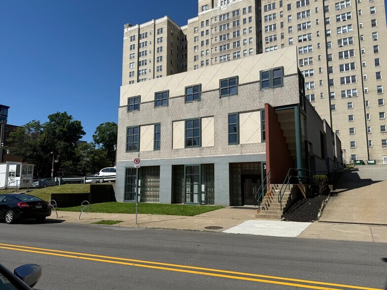 357 N Craig St, Pittsburgh, PA à louer - Photo de l’immeuble – Image 1 sur 39