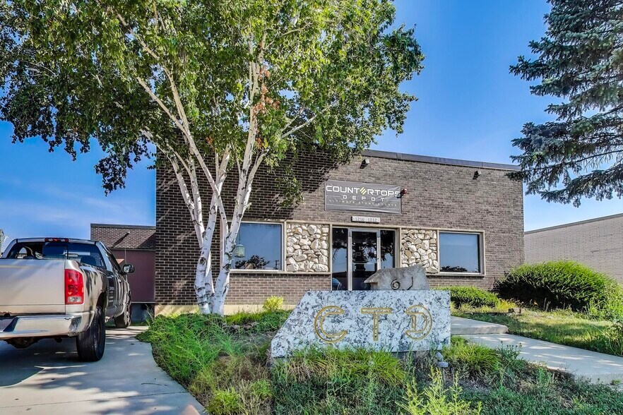 1210 Jarvis Ave, Elk Grove Village, IL à vendre - Photo de l’immeuble – Image 2 sur 3