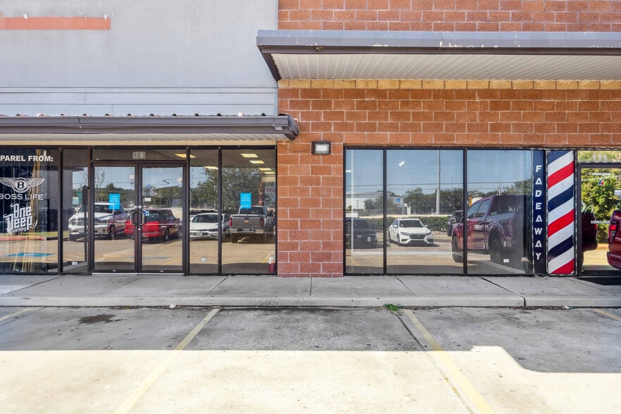 501-505 Gulf Fwy, League City, TX à louer - Photo de l’immeuble – Image 3 sur 16