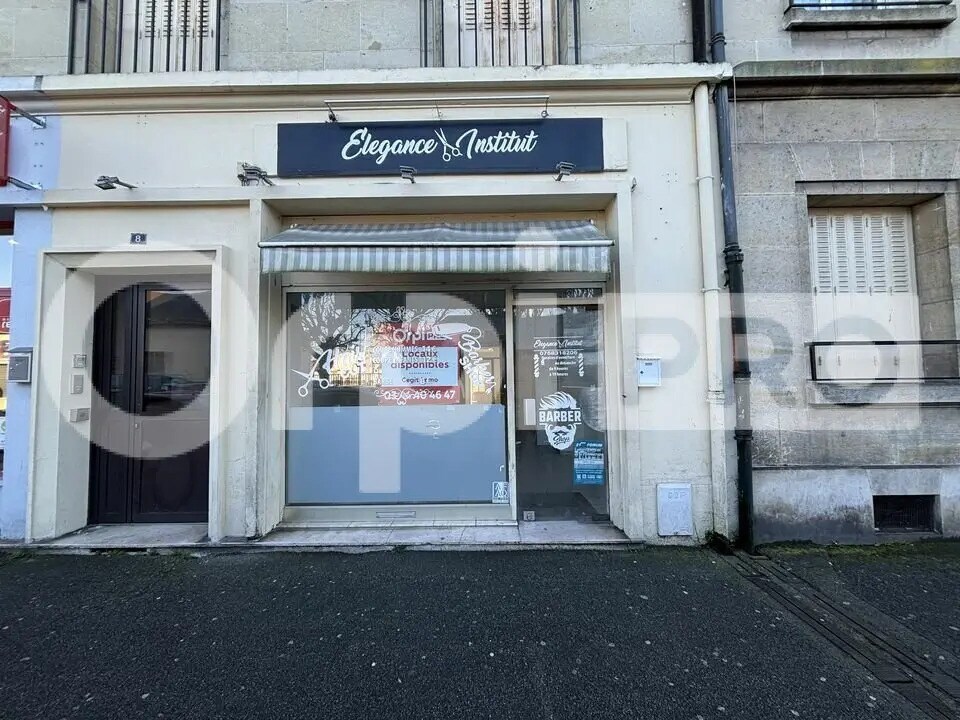 Local commercial dans Compiègne à louer Photo de l’immeuble– Image 1 sur 6