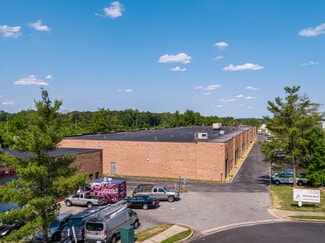 Plus de détails pour 7942 Angus Ct, Springfield, VA - Industriel/Logistique à louer