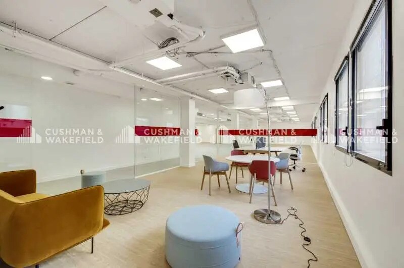 2 Rue Cazemajou, Marseille à vendre - Photo de l’immeuble – Image 3 sur 20