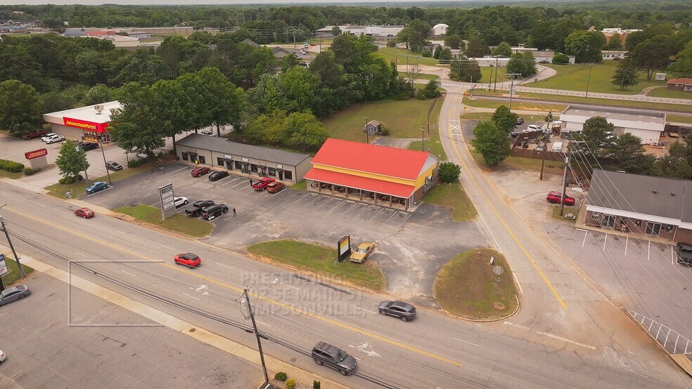 502 SE Main St, Simpsonville, SC à vendre - Vidéo sur l’annonce professionnelle – Image 2 sur 6