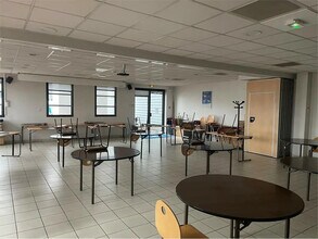 Bureau dans Miribel à louer Photo intérieure– Image 1 sur 1