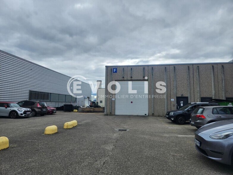Industriel/Logistique dans Chaponnay à louer - Photo de l’immeuble – Image 2 sur 14