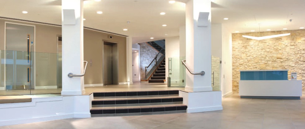 1 Gloucester St, Swindon à louer - Hall d’entrée – Image 1 sur 7