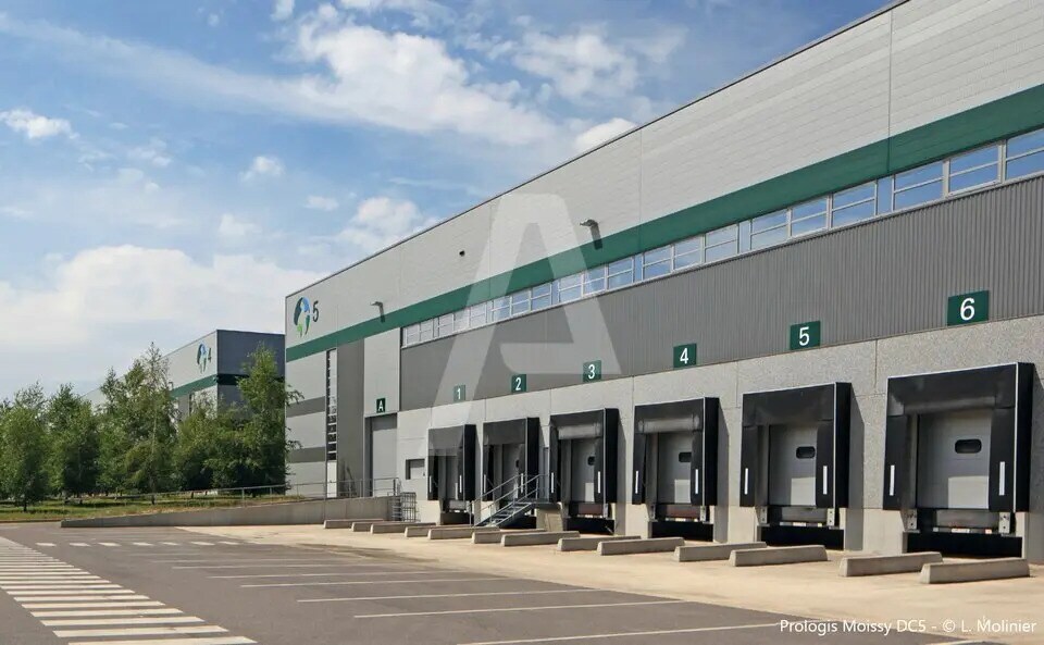 Industriel/Logistique dans Moissy-Cramayel à louer Photo de l’immeuble– Image 1 sur 9