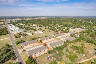 7042 Highwater Cir, Edmond, OK - VUE AÉRIENNE  vue de carte - Image1