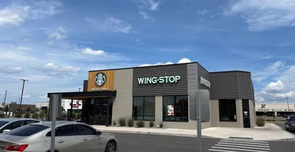 300 Hylan Dr, Rochester, NY à louer Photo intérieure– Image 1 sur 1