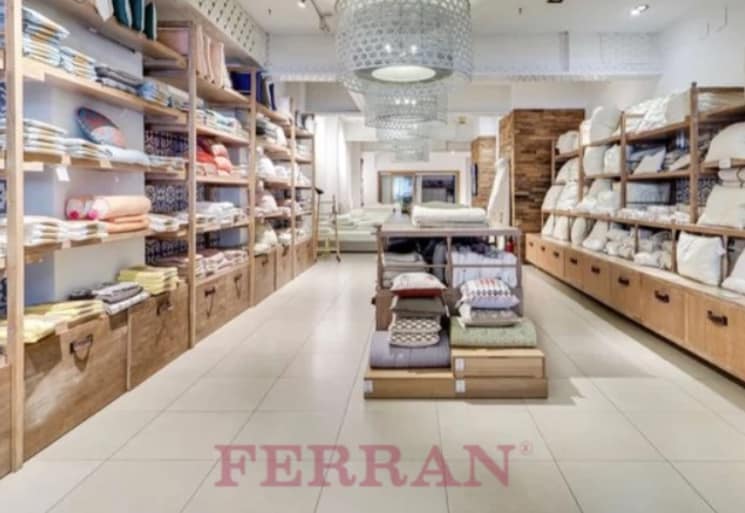 Local commercial dans Barcelone, Barcelona à louer Photo intérieure– Image 1 sur 9