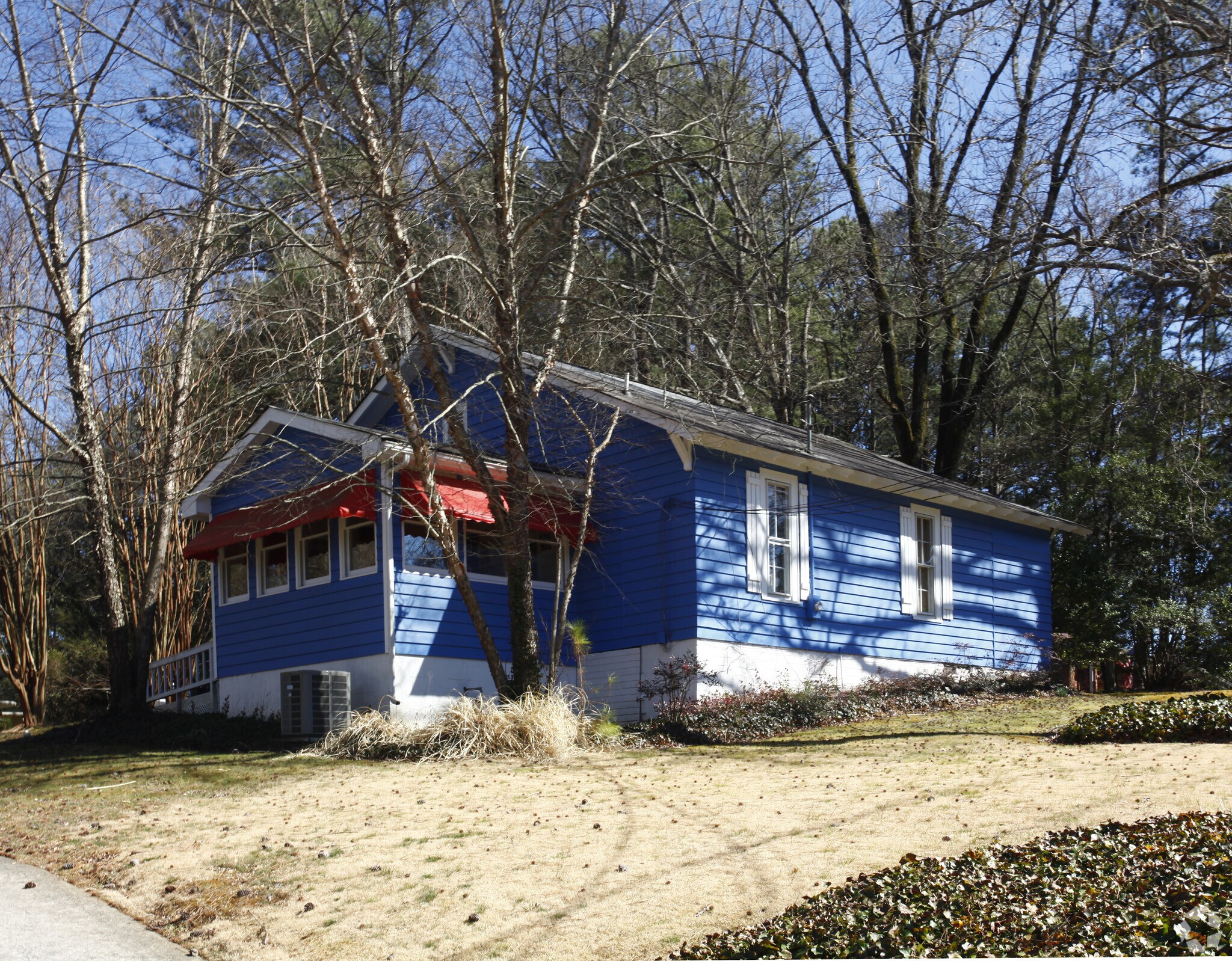 2004 Cliff Valley Way NE, Atlanta, GA à vendre Photo principale– Image 1 sur 4