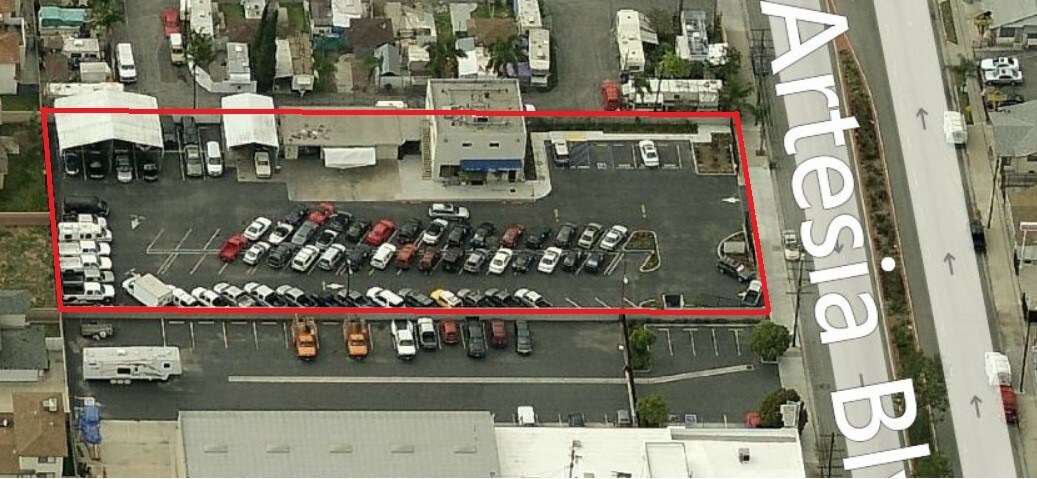 9626 Artesia Blvd, Bellflower, CA à louer Aérien– Image 1 sur 8